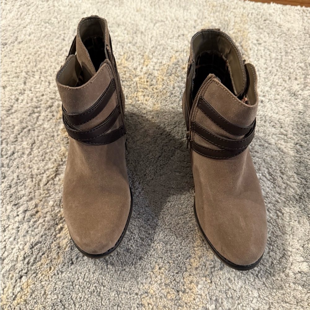 Women's Tan Ankle Boots